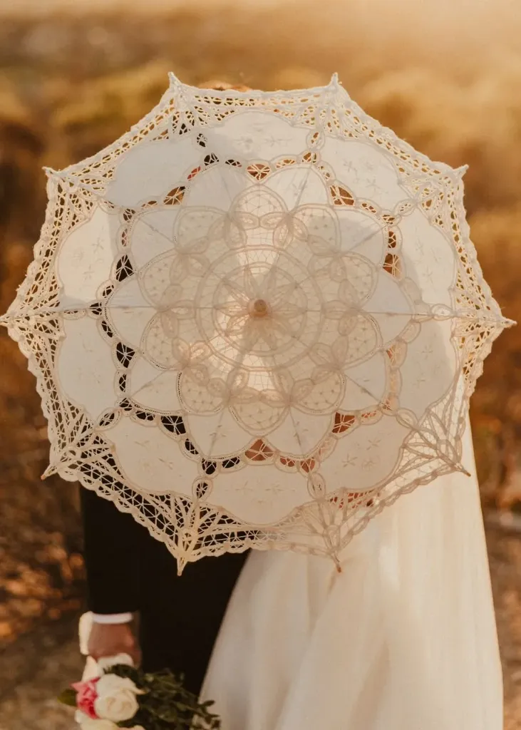 VINTAGE PARASOL
