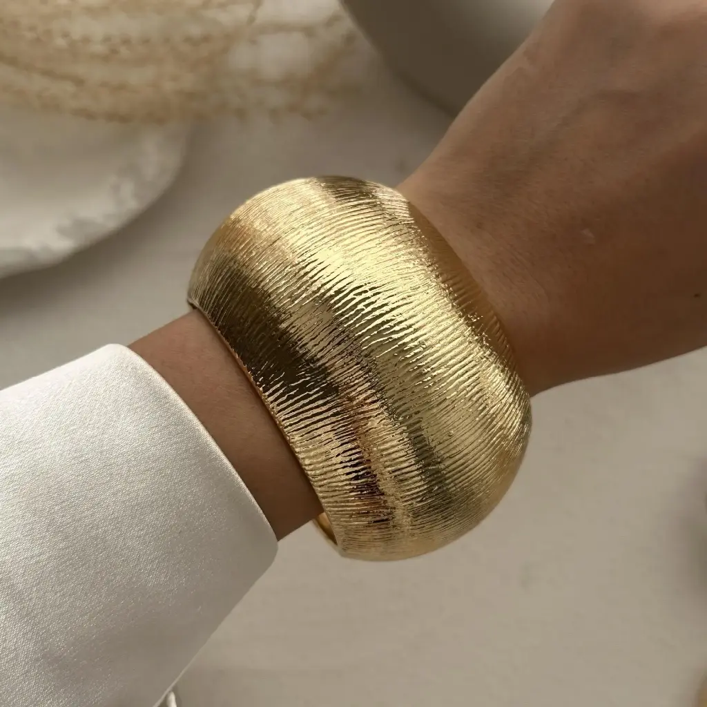 OVAL BRACELET  (Gold)