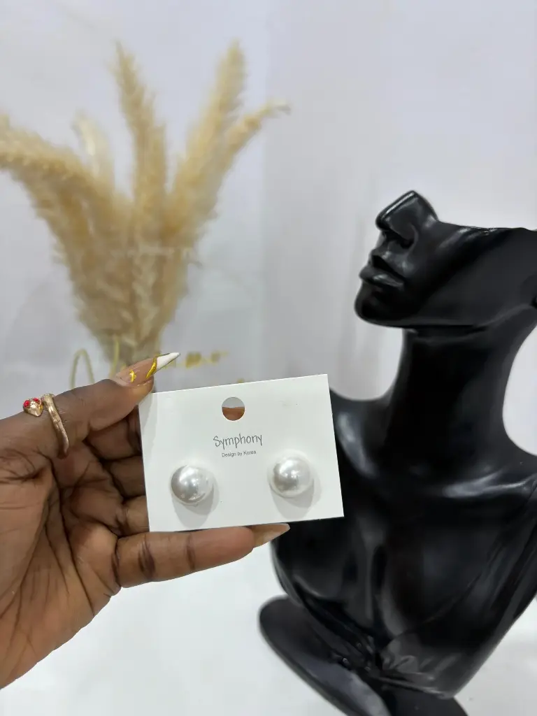 PEARL STUD 2 