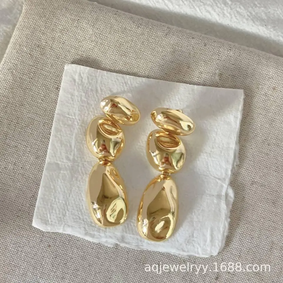 TRIO EARRINGS  (Gold)
