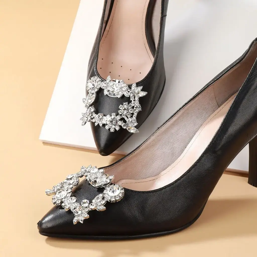 SHOE CLIP(A PAIR) (1)