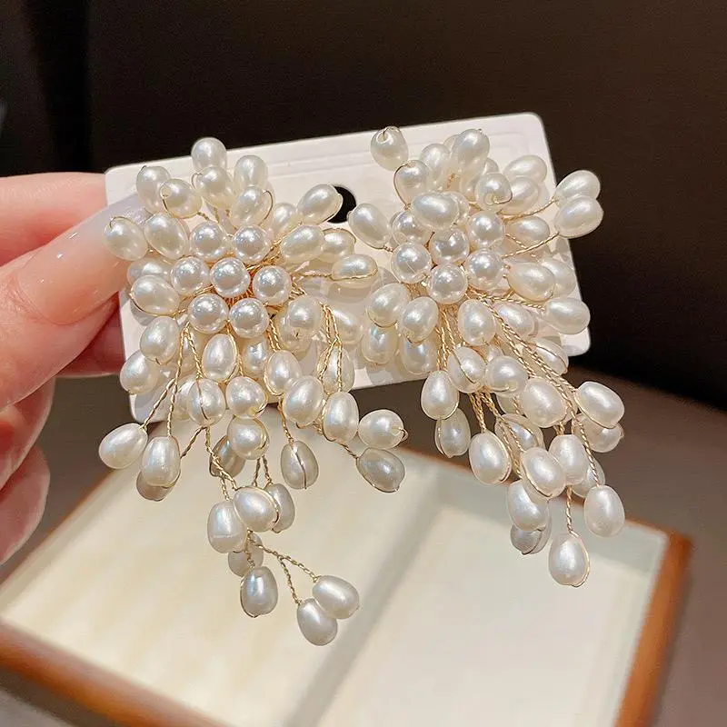 PEARL TASSEL EARRINGS 