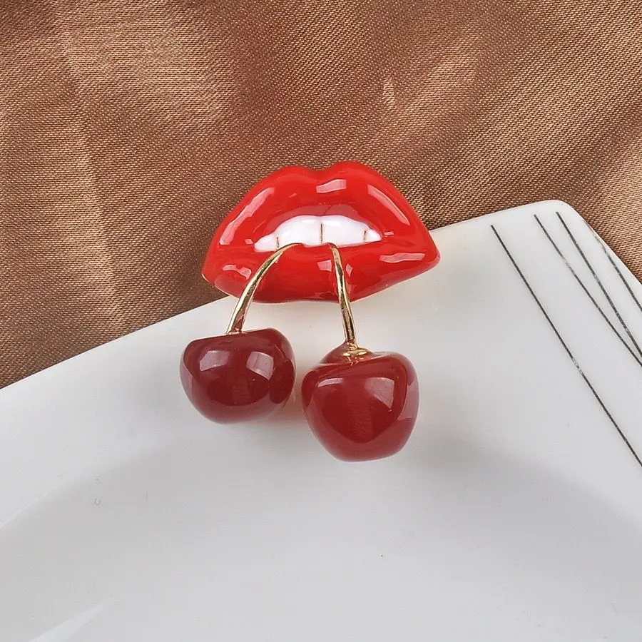 CHERRY BROOCH 