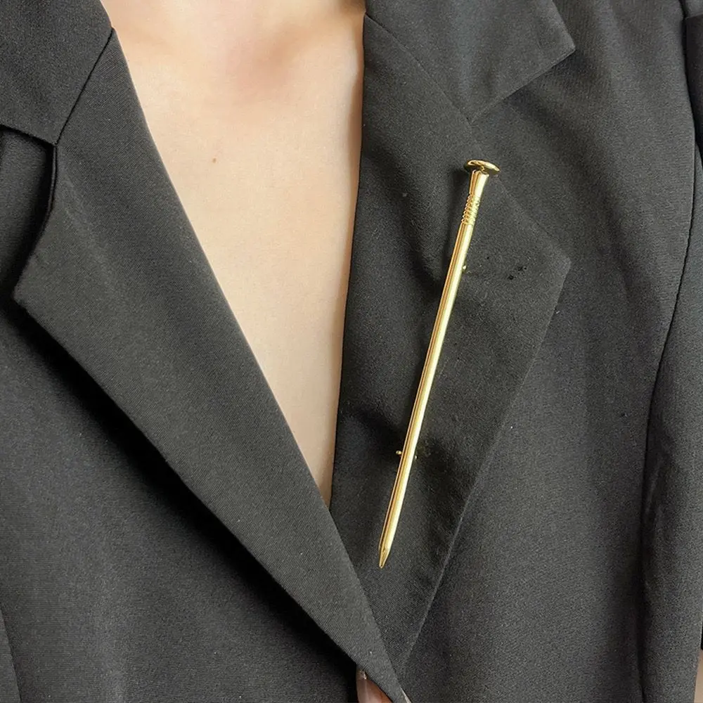 NAIL BROOCH 