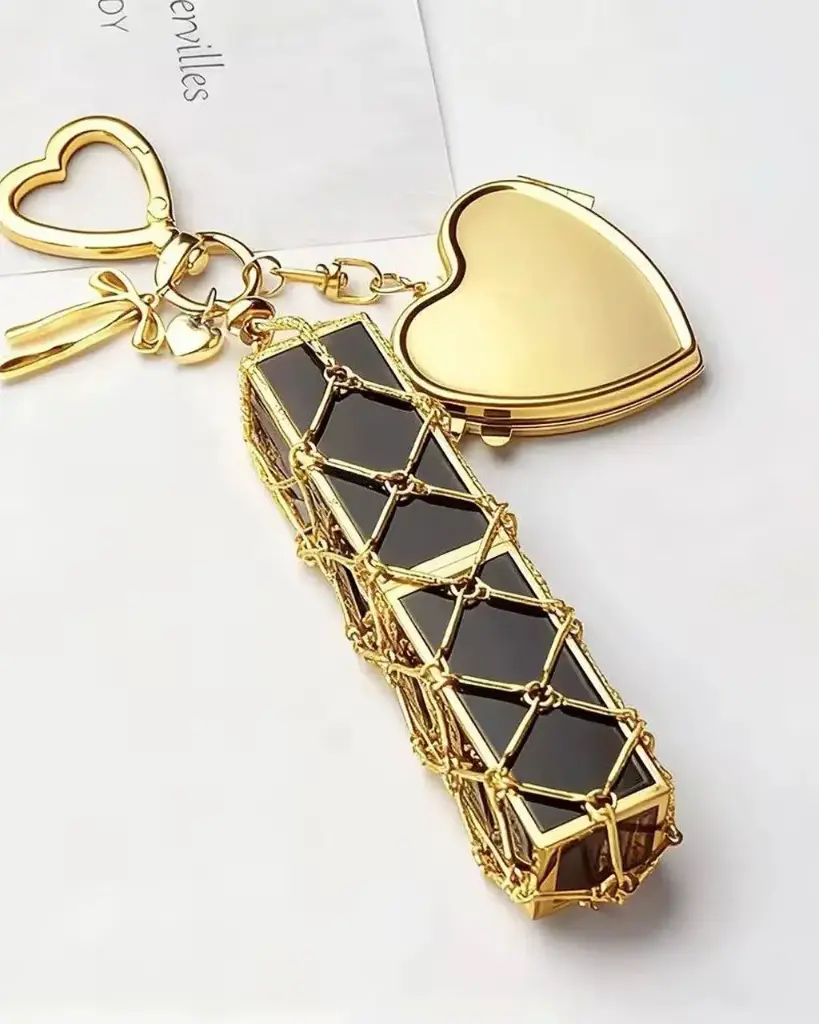 LOVE BAG CHARM  (Gold)
