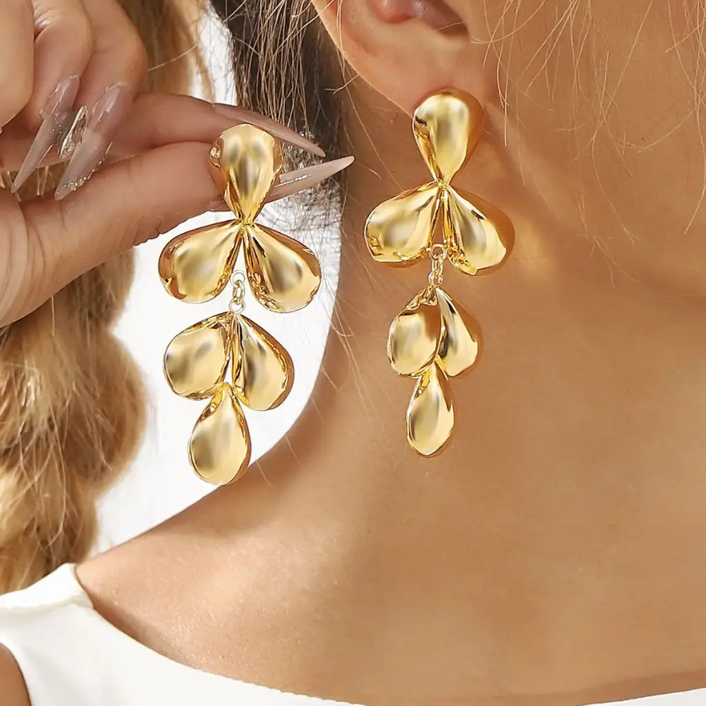 DAISY EARRINGS  (Gold)