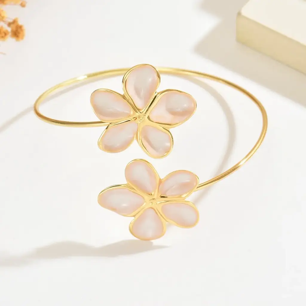 FLOWER ARMLET 