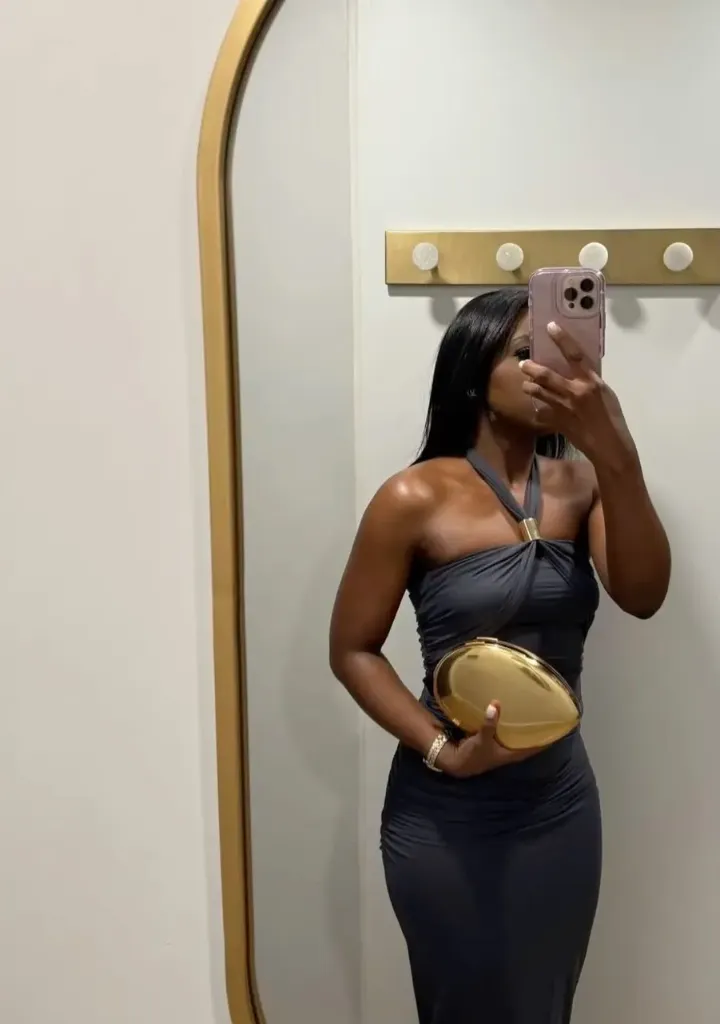 GLOSSY PURSE