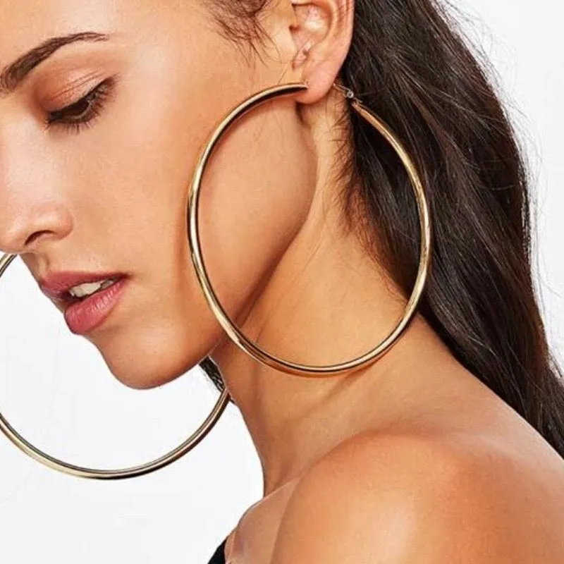 LARGE HOOP (Gold)