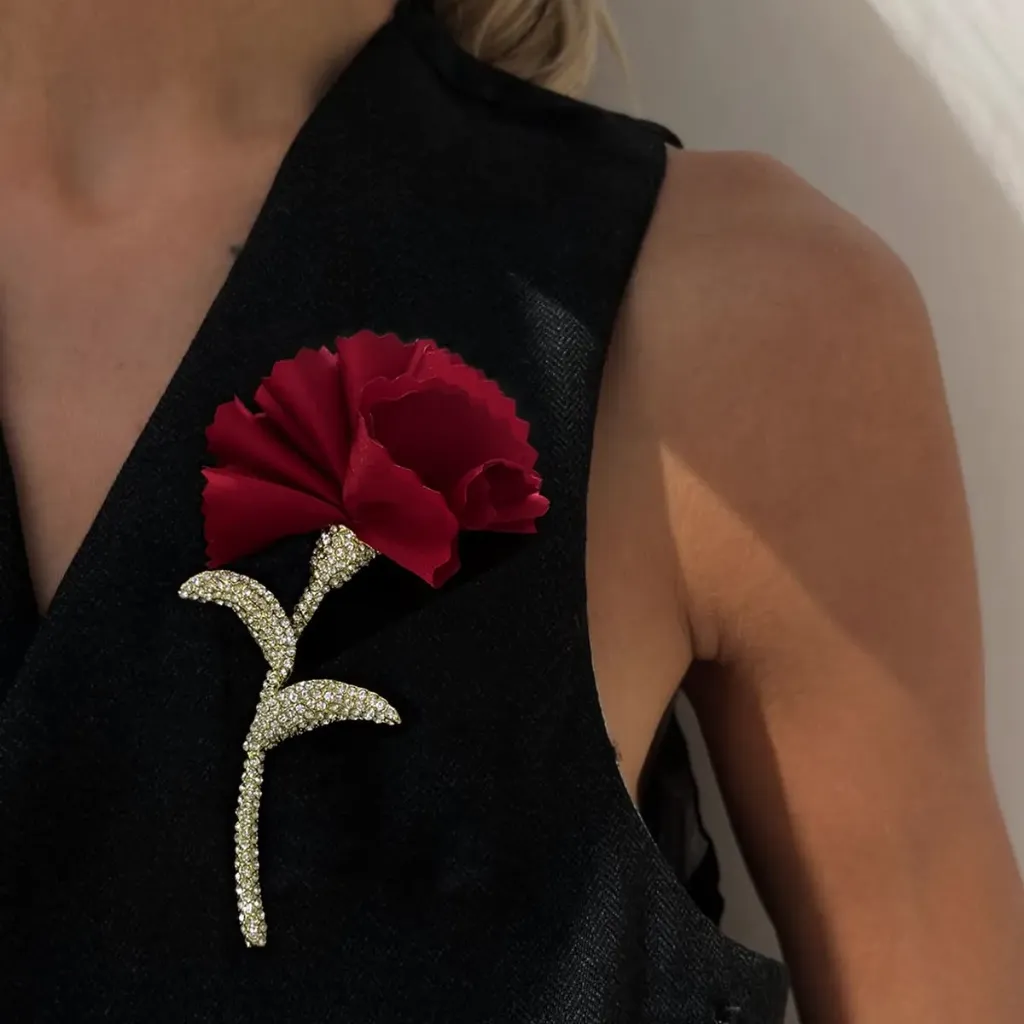 ROSIE BROOCH
