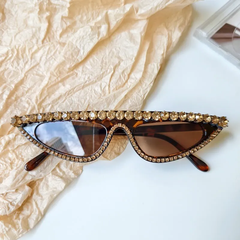 STUD SUNGLASSES