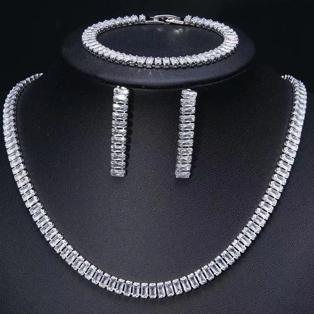 DIAMOND NECKLACE SET