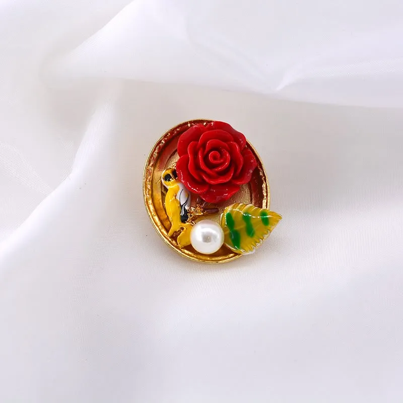 BAROQUE BROOCH