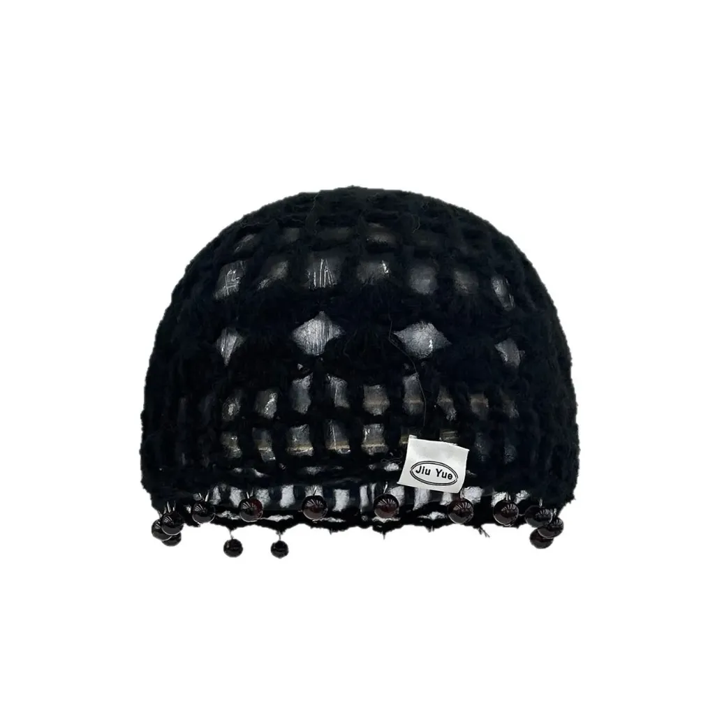 KNITTED CAP