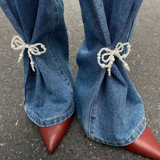 JEANS BROOCH 