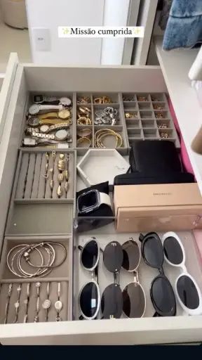 JEWELRY STORAGE 