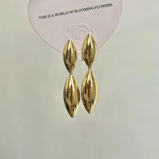 DELLIA EARRINGS 