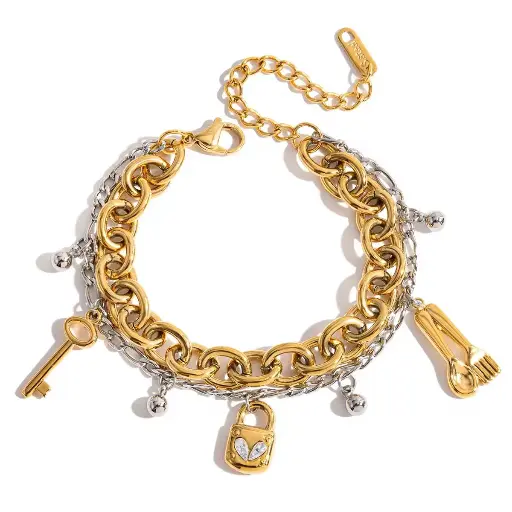 CHARM BRACELET 
